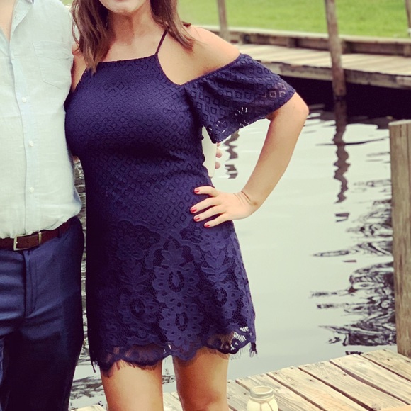 Speechless navy blue lace “Giving the Cold Shoulder” short length dress - Picture 1 of 15